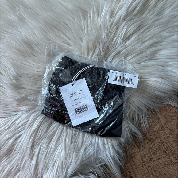 ANDIE The Tropez Bottom In Black Jacquard - Picture 3 of 4